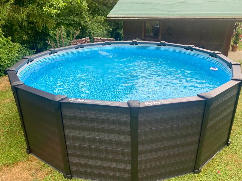 Adventure Cottage With Pool And Big Garden Μπλεντ Εξωτερικό φωτογραφία